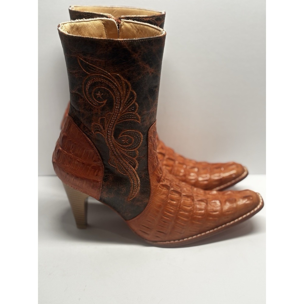 Carrilleras Boots Crocodile‎ 7 Embossed Embroidered Pointed Toe Cowgirl Heels